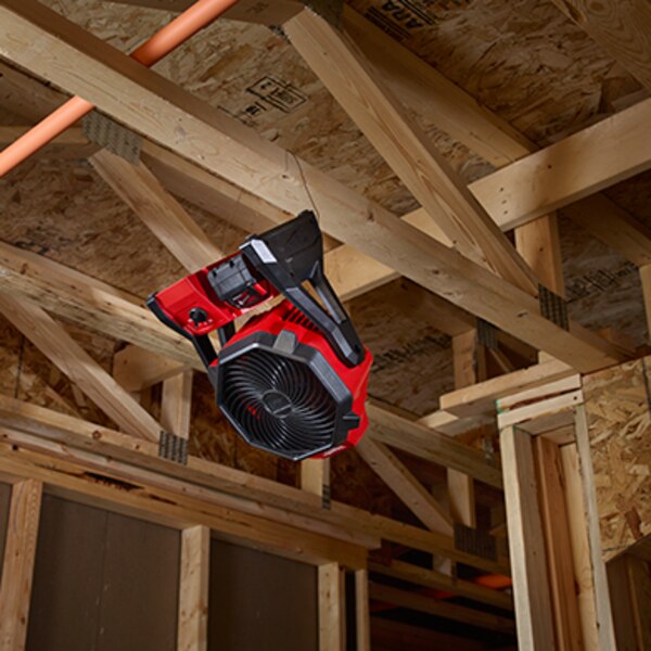 Milwaukee 0886 20 M18 Jobsite Fan Cirlce Saw